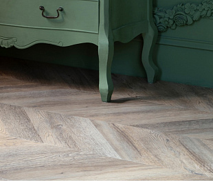 Кварц-винил Vinilam Parquet Chevron Шеврон Шампань